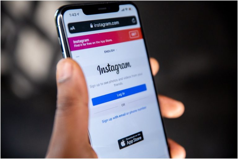 Famoid Vs. GoRead.io- Review of the Top  Instagram Follower Services