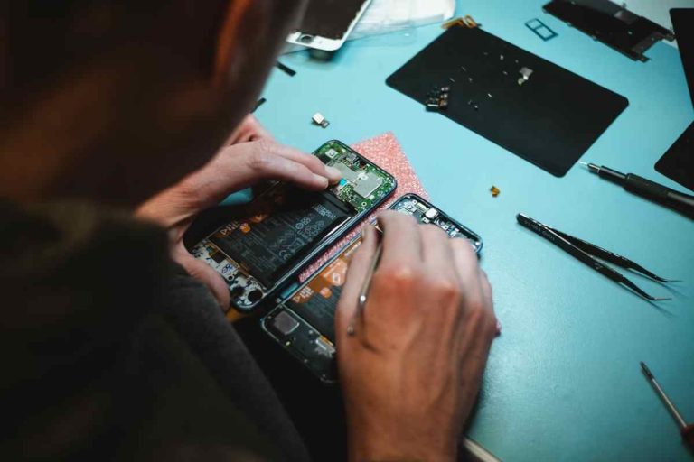 Promoting your Mobile Repair Store on Facebook