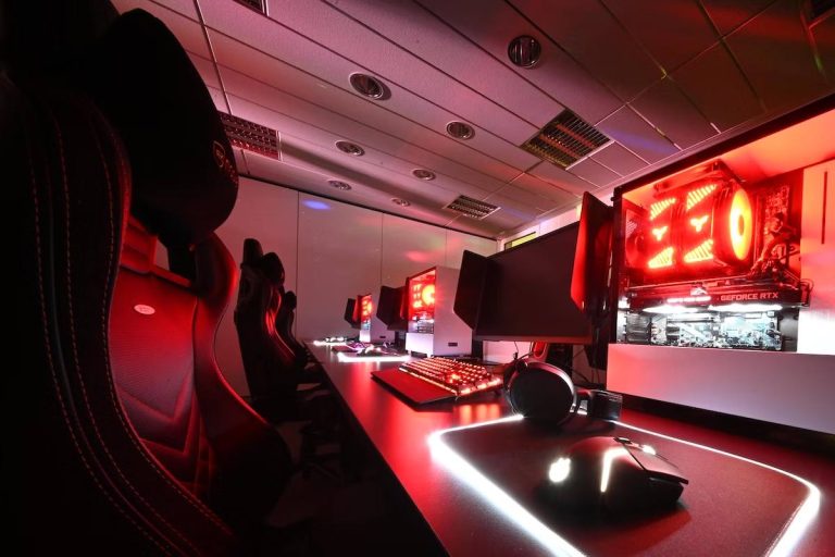 Frame by Frame: Technical Breakdown of Esports